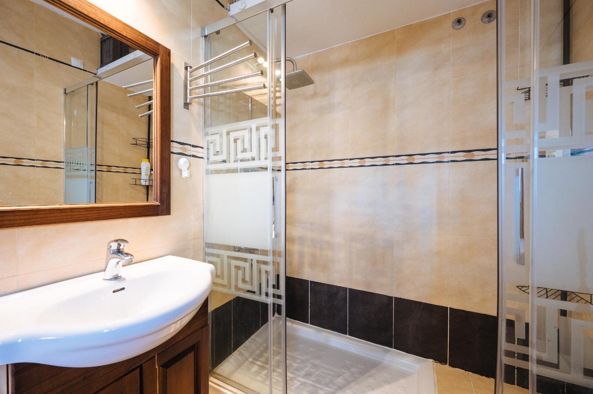 Homeyseville-Lovely Duplex At Santa Cruz 10 Pax, Parking Optional Luaran gambar